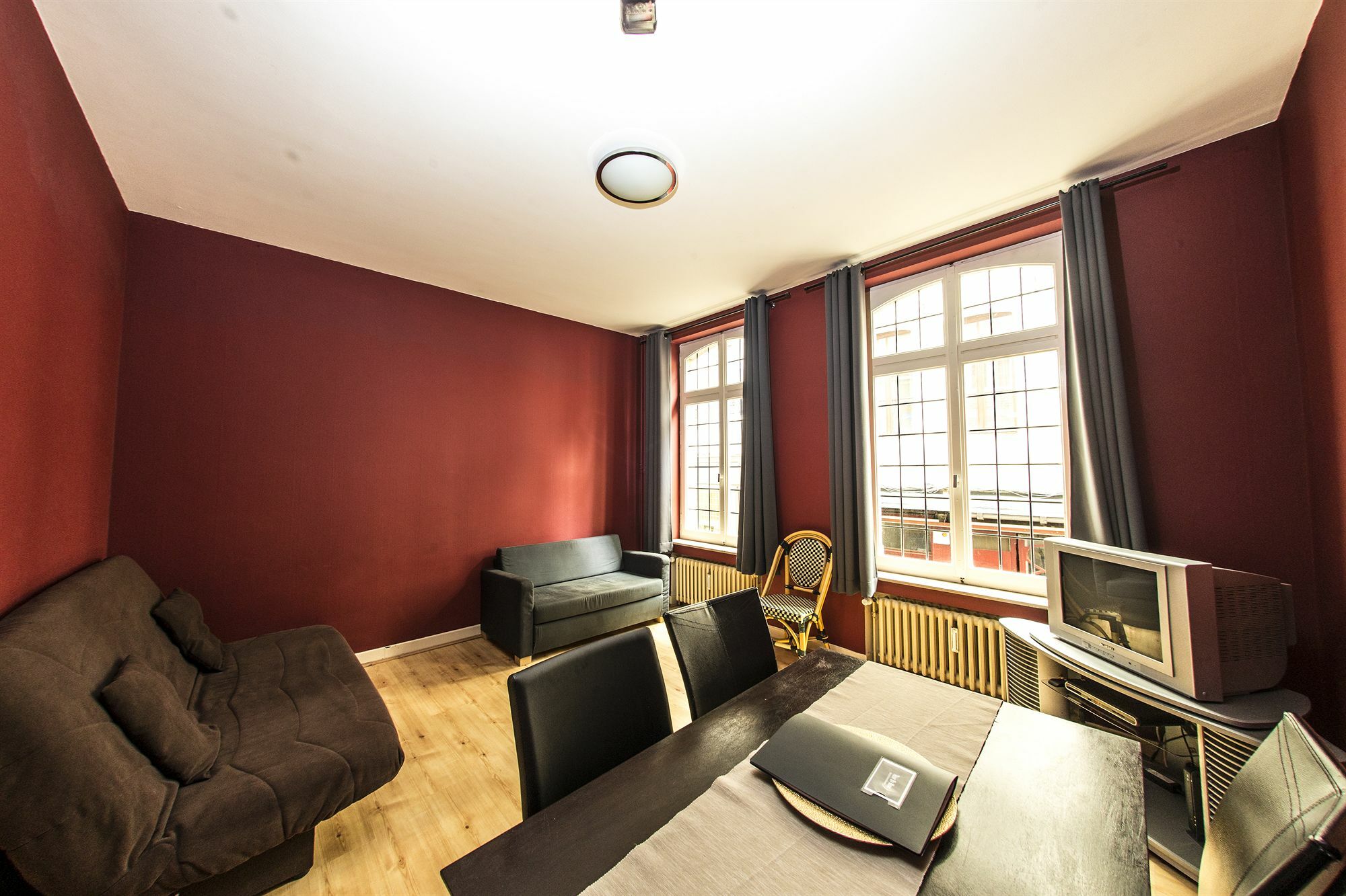 Rentbynight Aparthotel Brussels Exterior photo